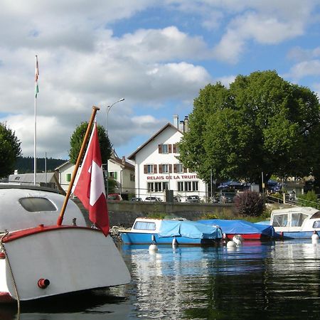 Hotel De La Truite & Spa Le Petit Nautilus Le Pont Exteriör bild